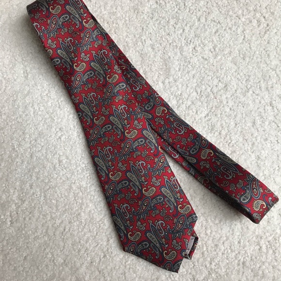 CHRISTIAN DIOR Red Paisley 100% Silk Vintage Tie - Picture 5 of 5